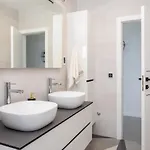 Luxury Blue Sky Apartament